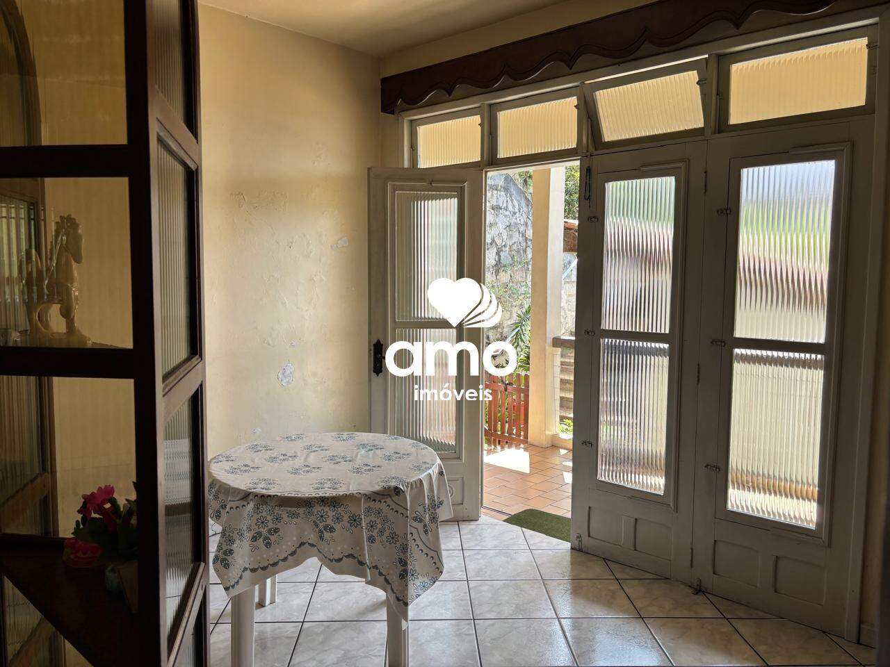 Casa de 200m² no bairro Primeiro de Maio, em Brusque | Eu Corretor