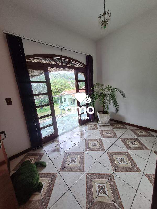 Sala 02