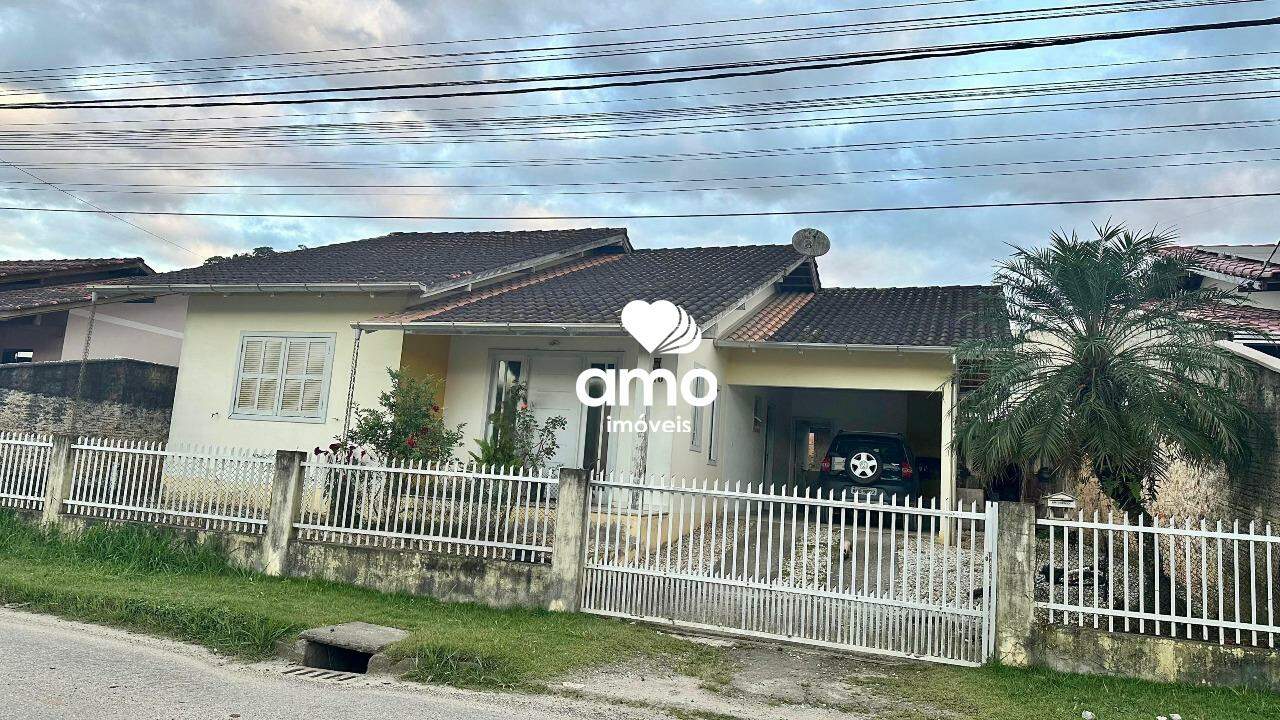 Casa de 3 quartos, 120m² no bairro Dom Joaquim, em Brusque | Eu Corretor