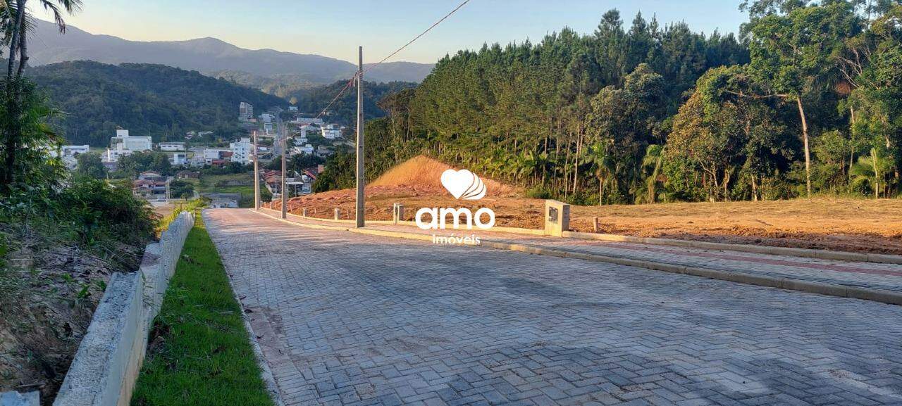 Lote/Terreno de 420m² no bairro Centro, em Guabiruba | Eu Corretor