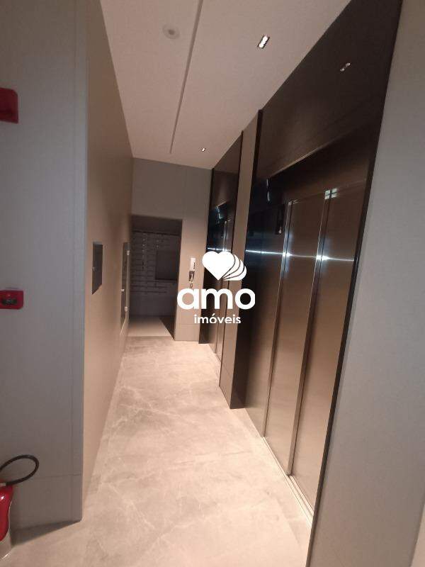 Hall/elevadores