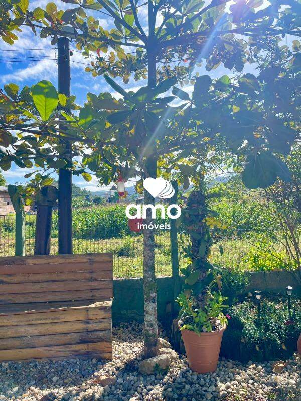 Chácara de 3 quartos, 12249m² no bairro Moura, em Canelinha | Eu Corretor