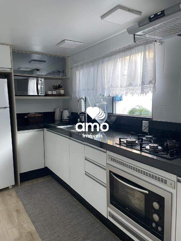 Casa de 4 quartos, 222m² no bairro Dom Joaquim, em Brusque | Eu Corretor
