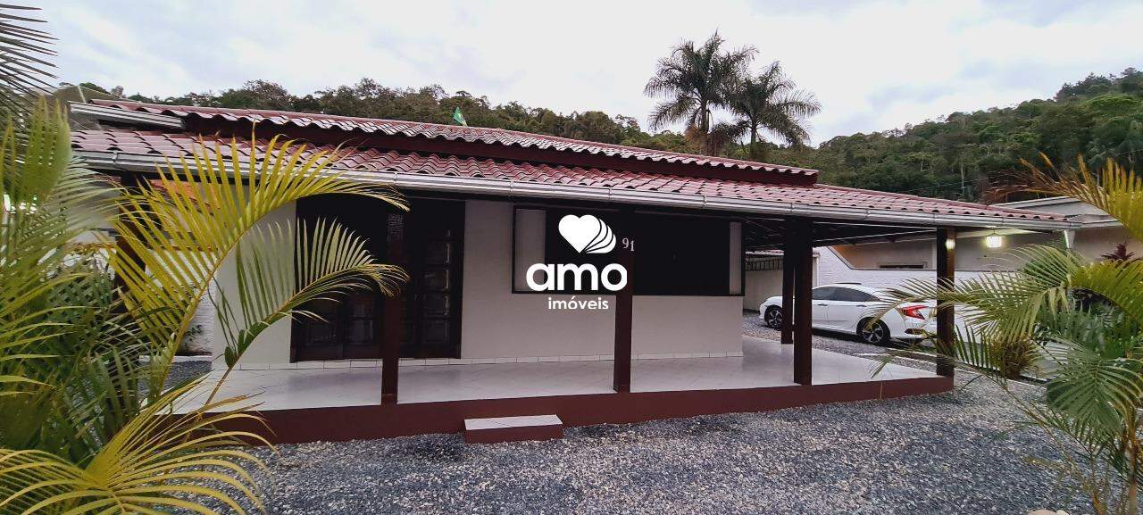 Casa de 3 quartos, 200m² no bairro Cerâmica Reis, em Brusque | Eu Corretor