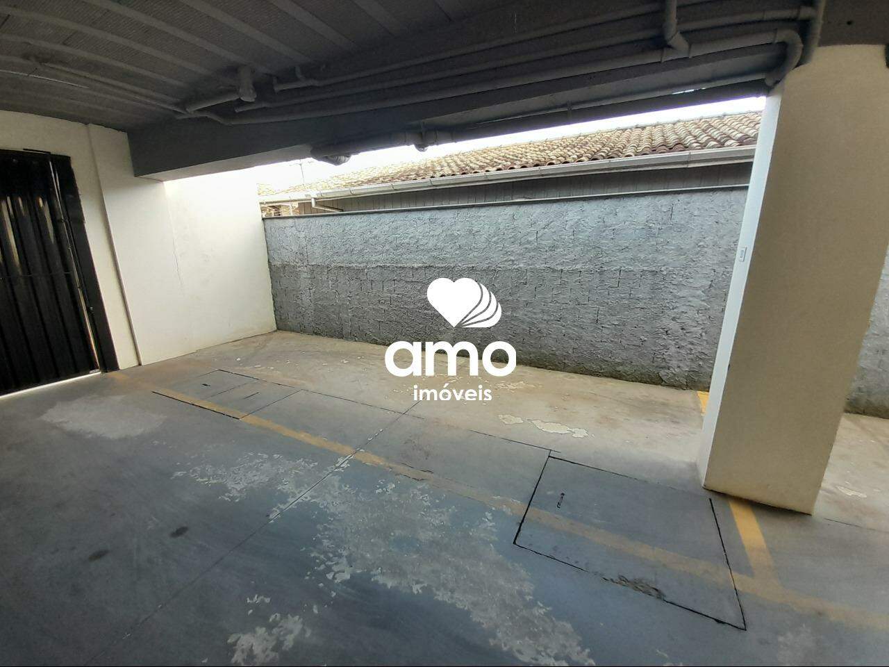 VAGA DE GARAGEM 