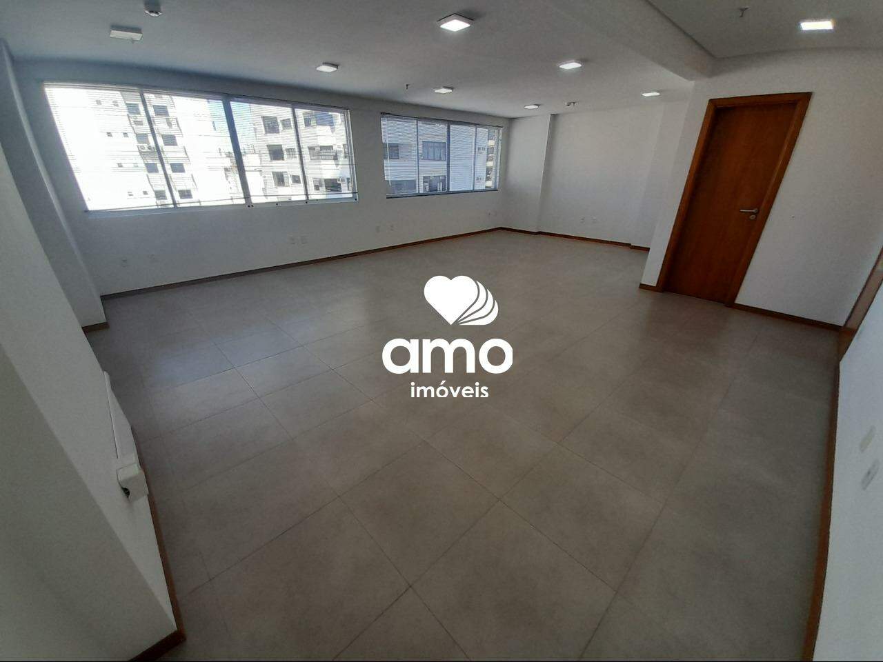 Sala Comercial de 70m² no bairro Centro I, em Brusque | Eu Corretor