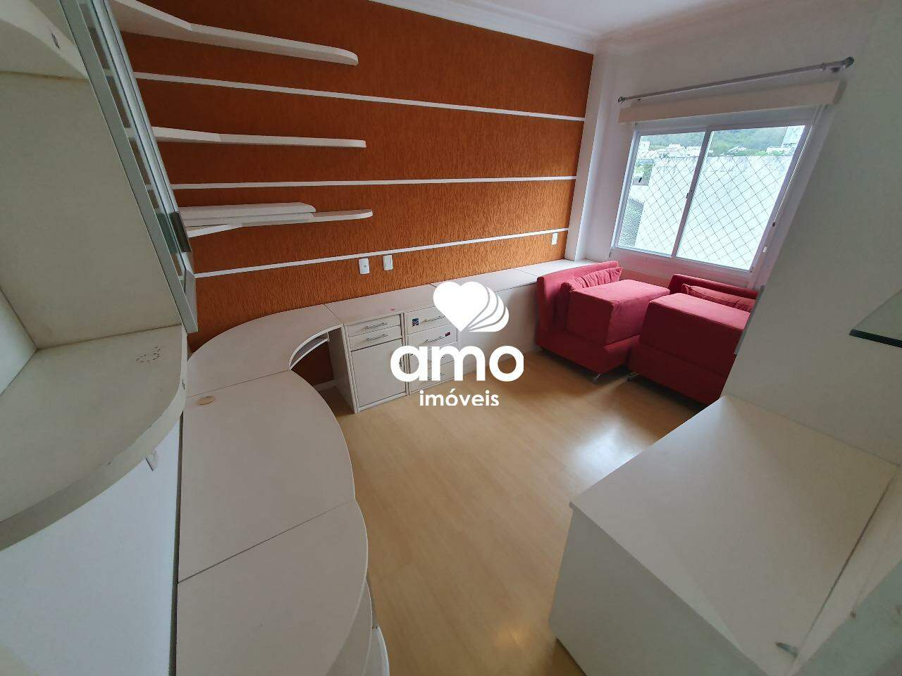 QUARTO 02/ ESCRITÓRIO