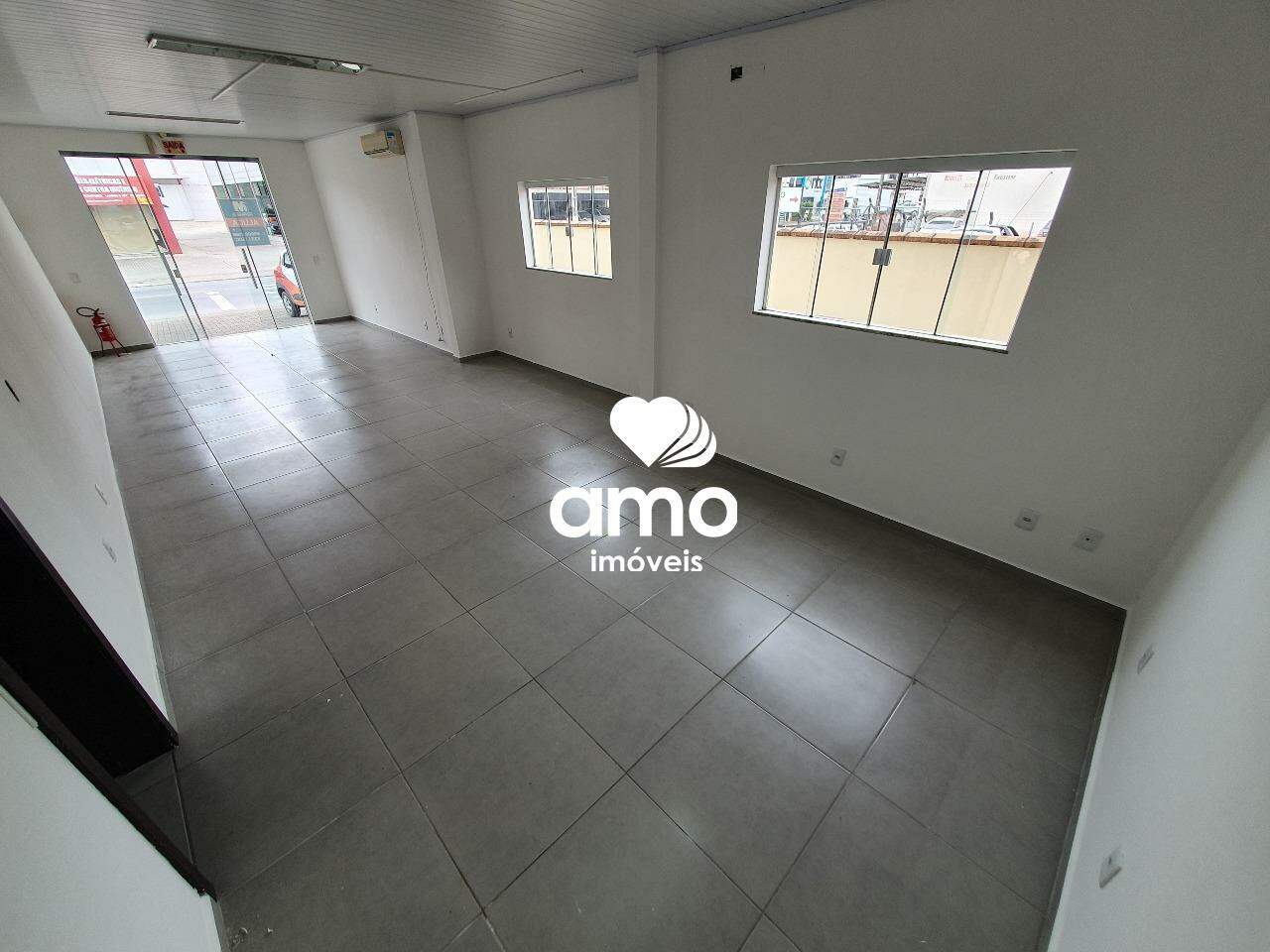 Sala Comercial de 53m² no bairro Centro I, em Guabiruba | Eu Corretor