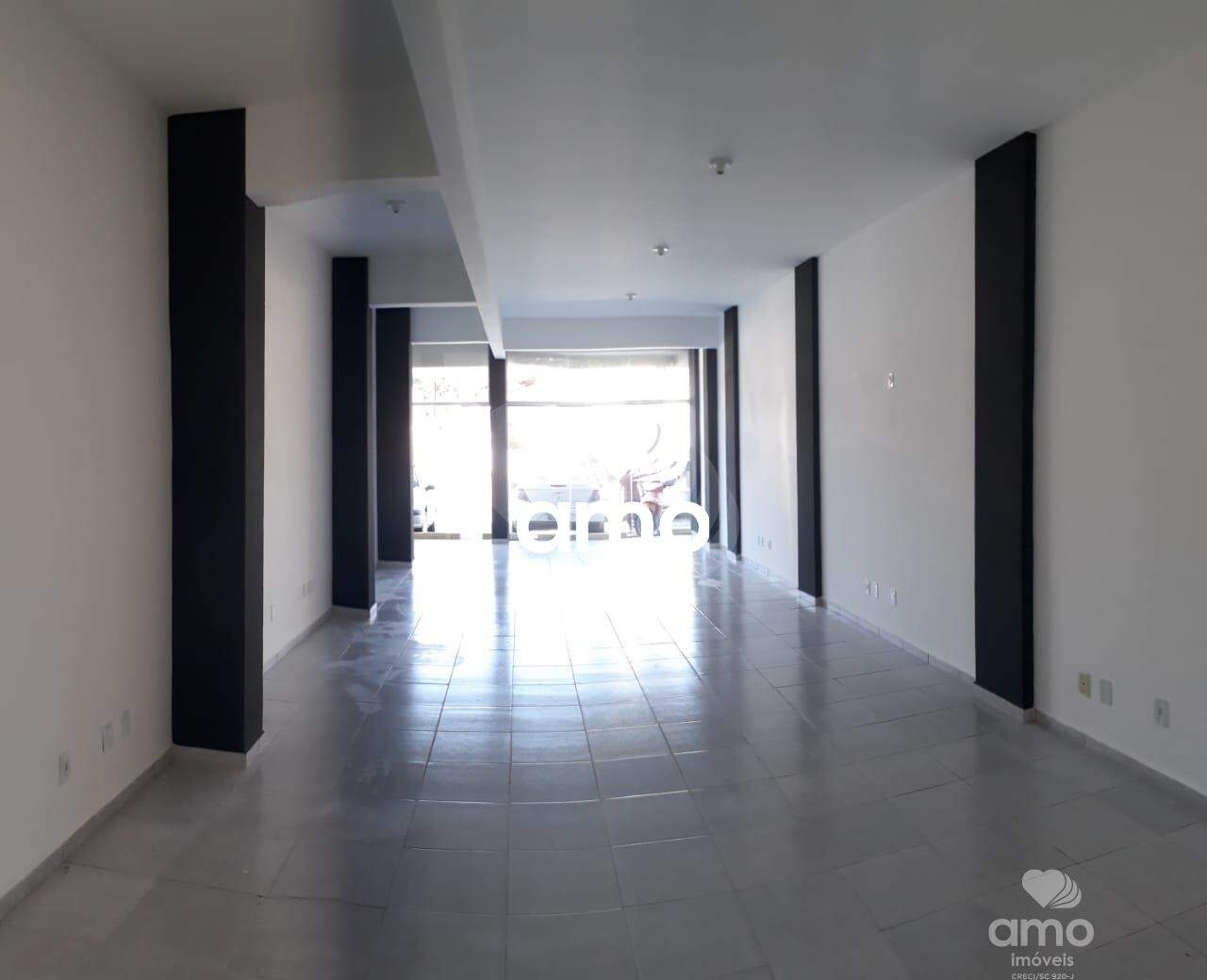 Sala Comercial de 65m² no bairro Guarani, em Brusque | Eu Corretor