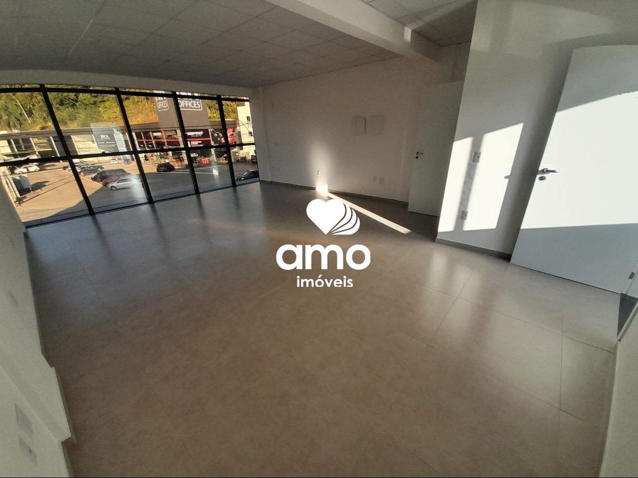 Sala Comercial de 34m² no bairro Souza Cruz, em Brusque | Eu Corretor