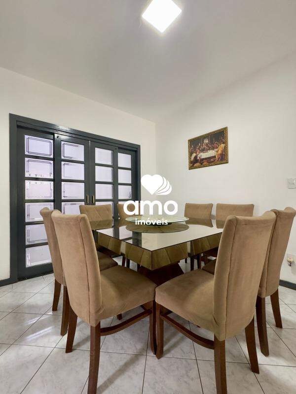 Casa de 195m² no bairro Jardim Maluche, em Brusque | Eu Corretor