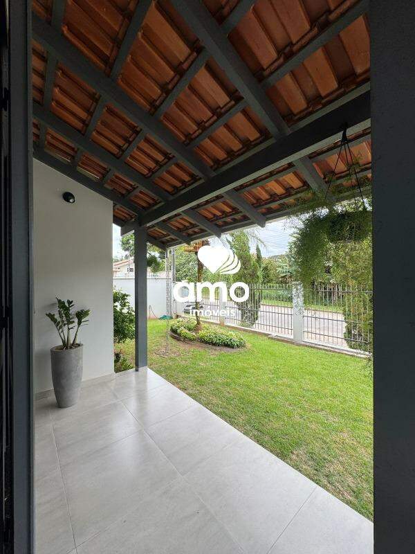 Casa de 195m² no bairro Jardim Maluche, em Brusque | Eu Corretor