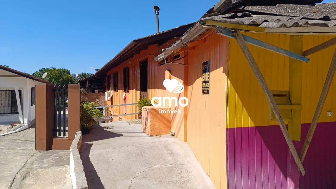 Sala Comercial de 10 quartos, 200m² no bairro Steffen, em Brusque | Eu Corretor