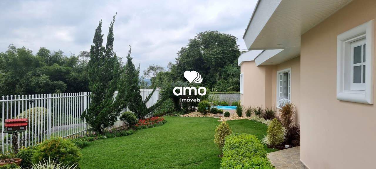 Casa de 4 quartos, 300m² no bairro Centro I, em Brusque | Eu Corretor