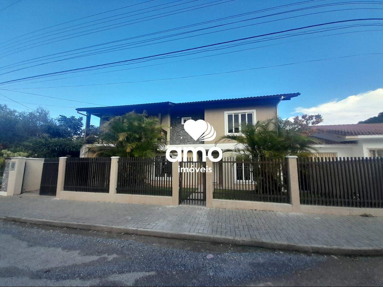 Casa de 4 quartos, 230m² no bairro Centro I, em Brusque | Eu Corretor
