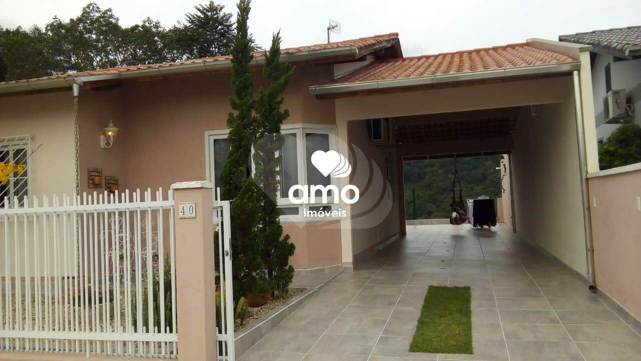 Casa de 3 quartos, 160m² no bairro Souza Cruz, em Brusque | Eu Corretor