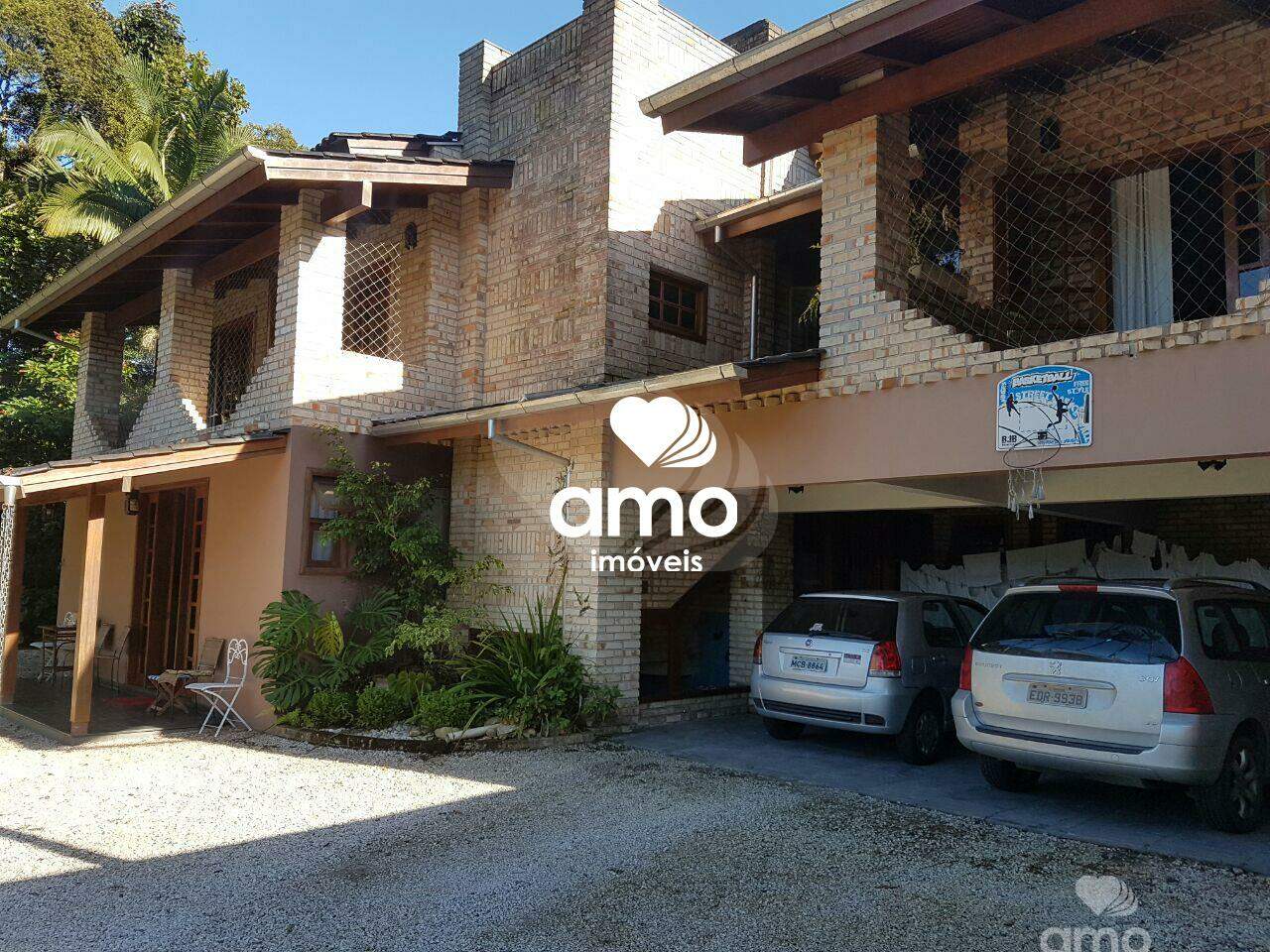 Casa de 2 quartos, 450m² no bairro Centro II, em Brusque | Eu Corretor
