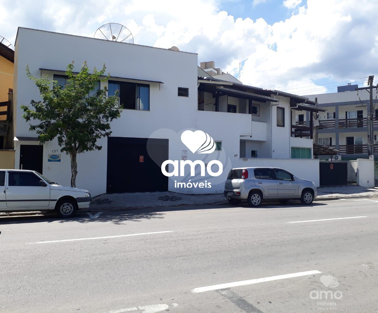 Casa de 3 quartos, 190m² no bairro Centro I, em Brusque | Eu Corretor