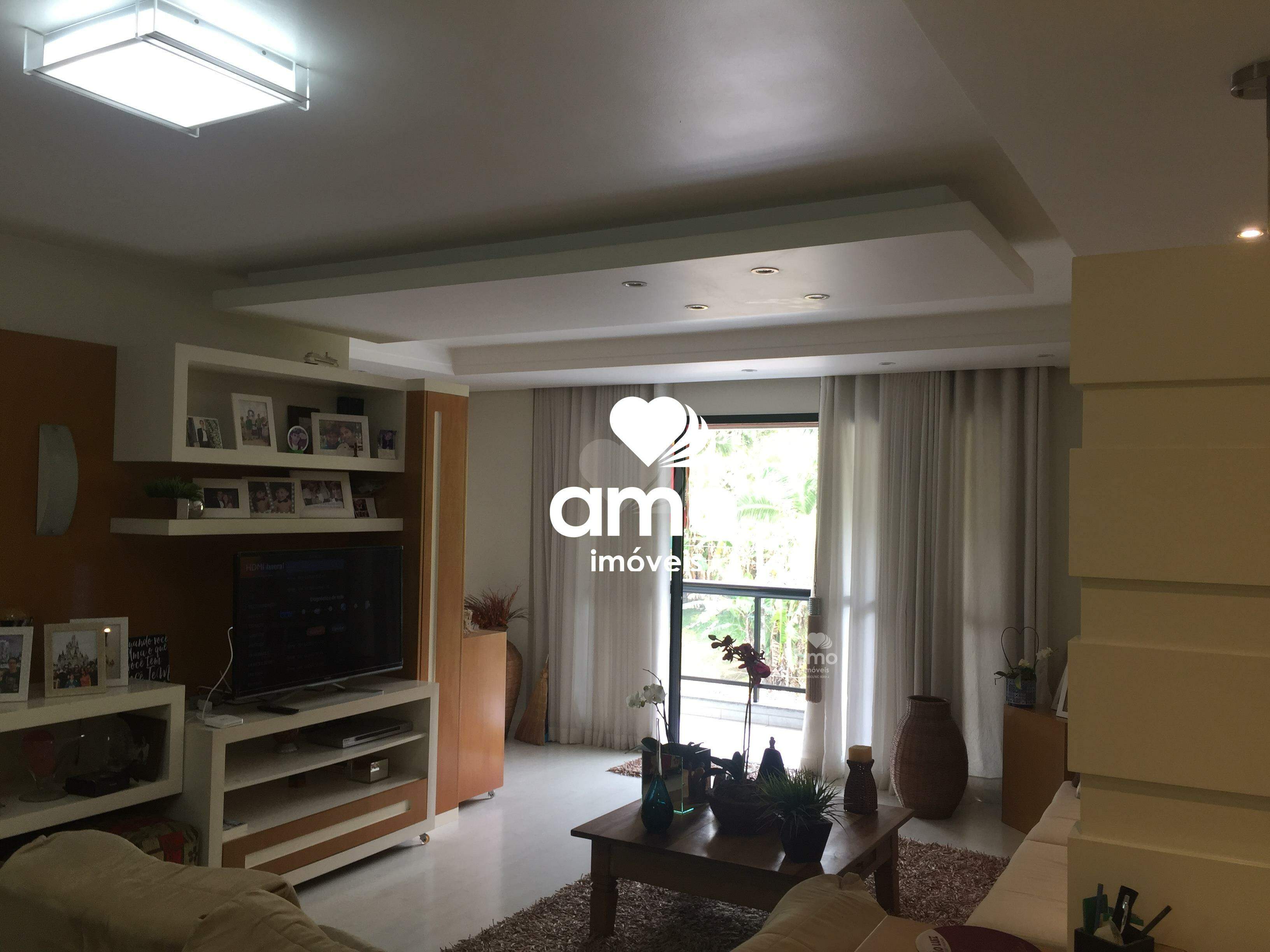 Apartamento de 218m² no bairro Centro I, em Brusque | Eu Corretor