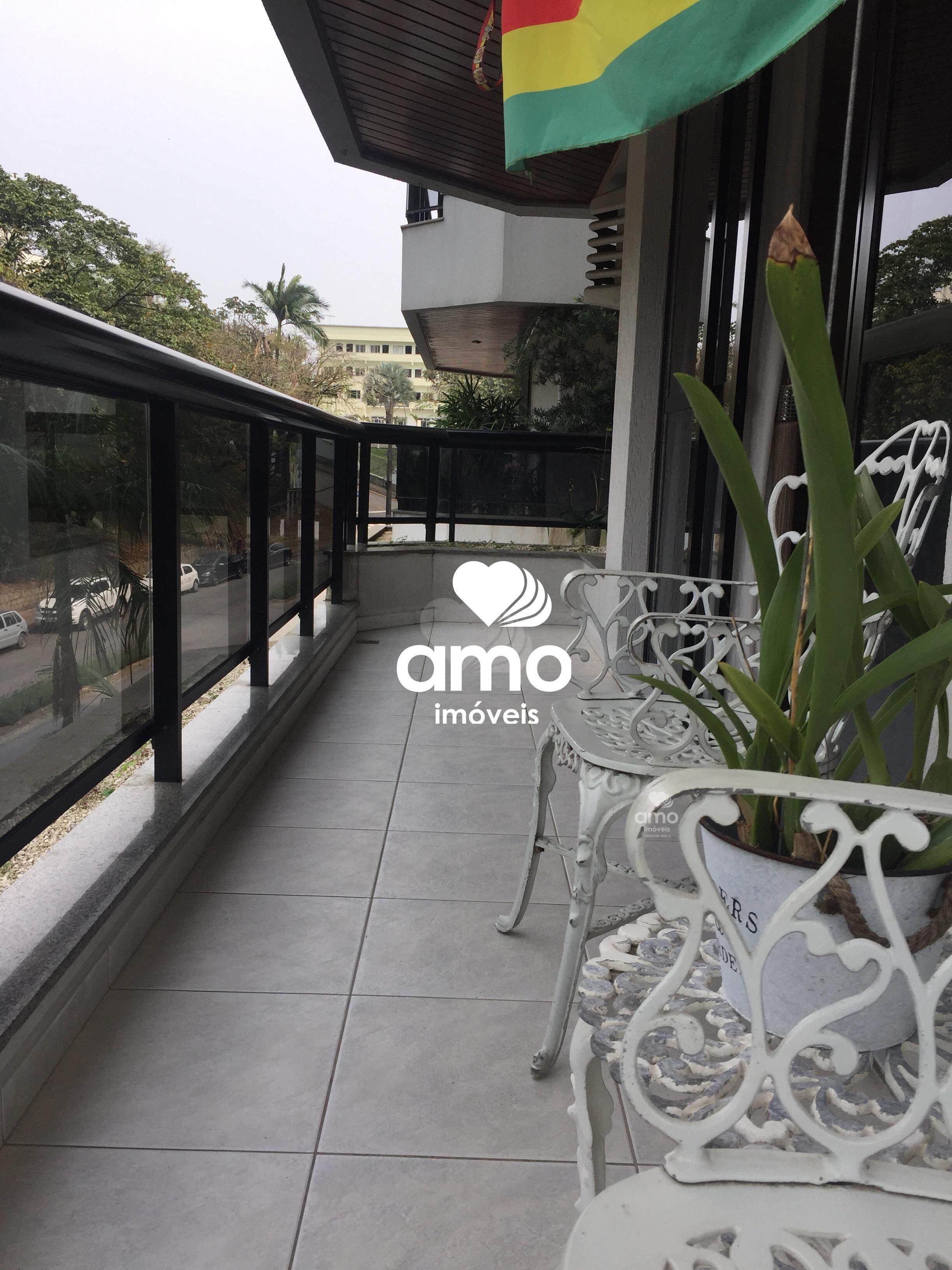 Apartamento de 218m² no bairro Centro I, em Brusque | Eu Corretor