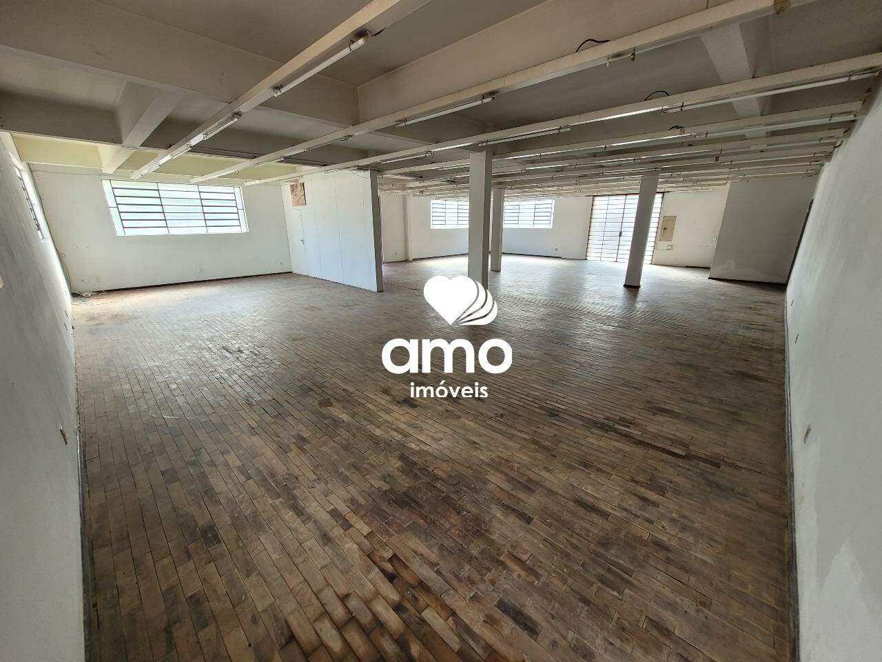 Sala Comercial de 209m² no bairro Primeiro de Maio, em Brusque | Eu Corretor