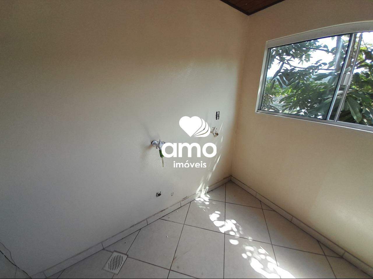 ÁREA DE SERVIÇO