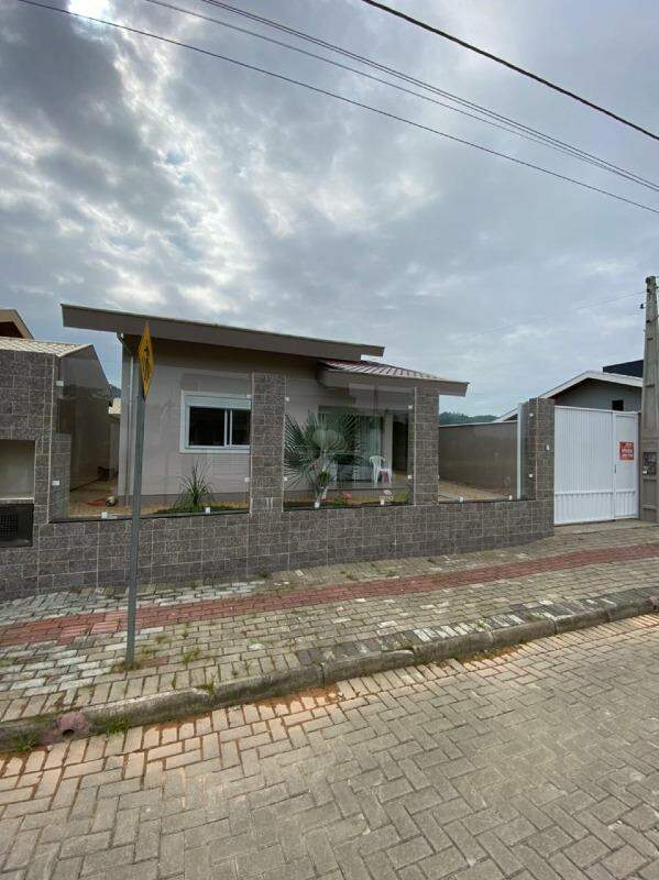 Casa de 2 quartos, 152m² no bairro São Pedro, em Guabiruba | Eu Corretor