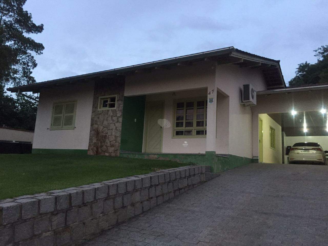 Casa de 3 quartos, 416m² no bairro Águas Claras, em Brusque | Eu Corretor