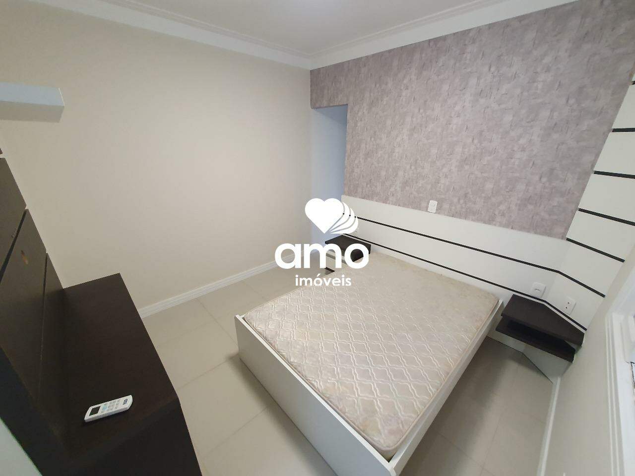 SUITE 02