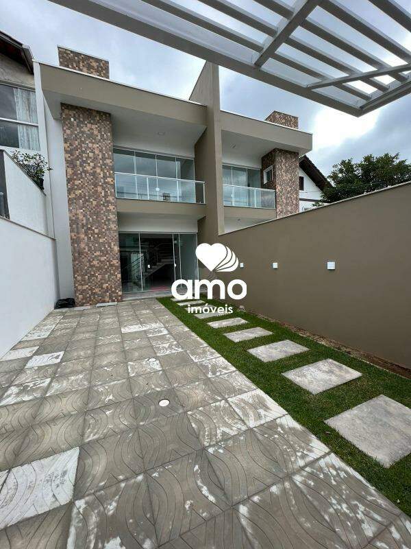 Casa de 146m² no bairro Centro, em Penha | Eu Corretor