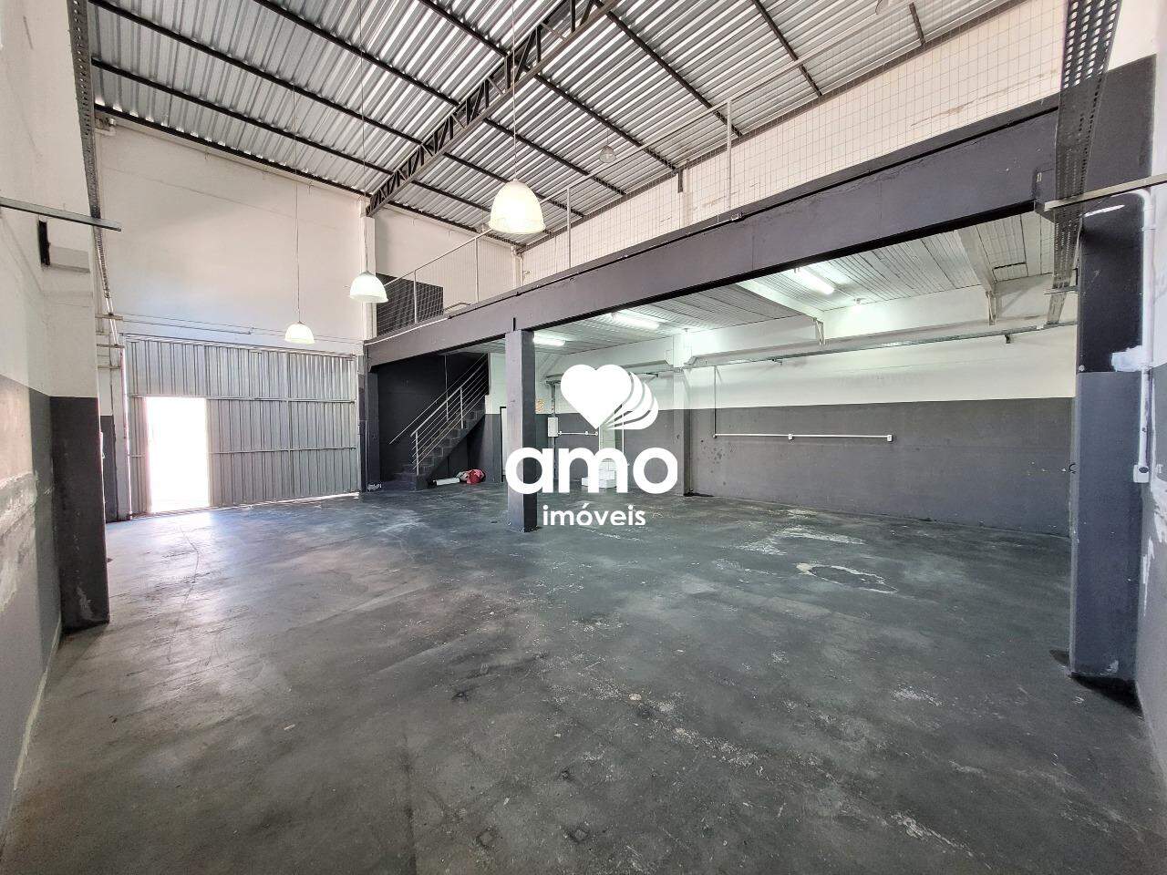 Galpão / Depósito / Armazém de 165m² no bairro Centro, em Guabiruba | Eu Corretor