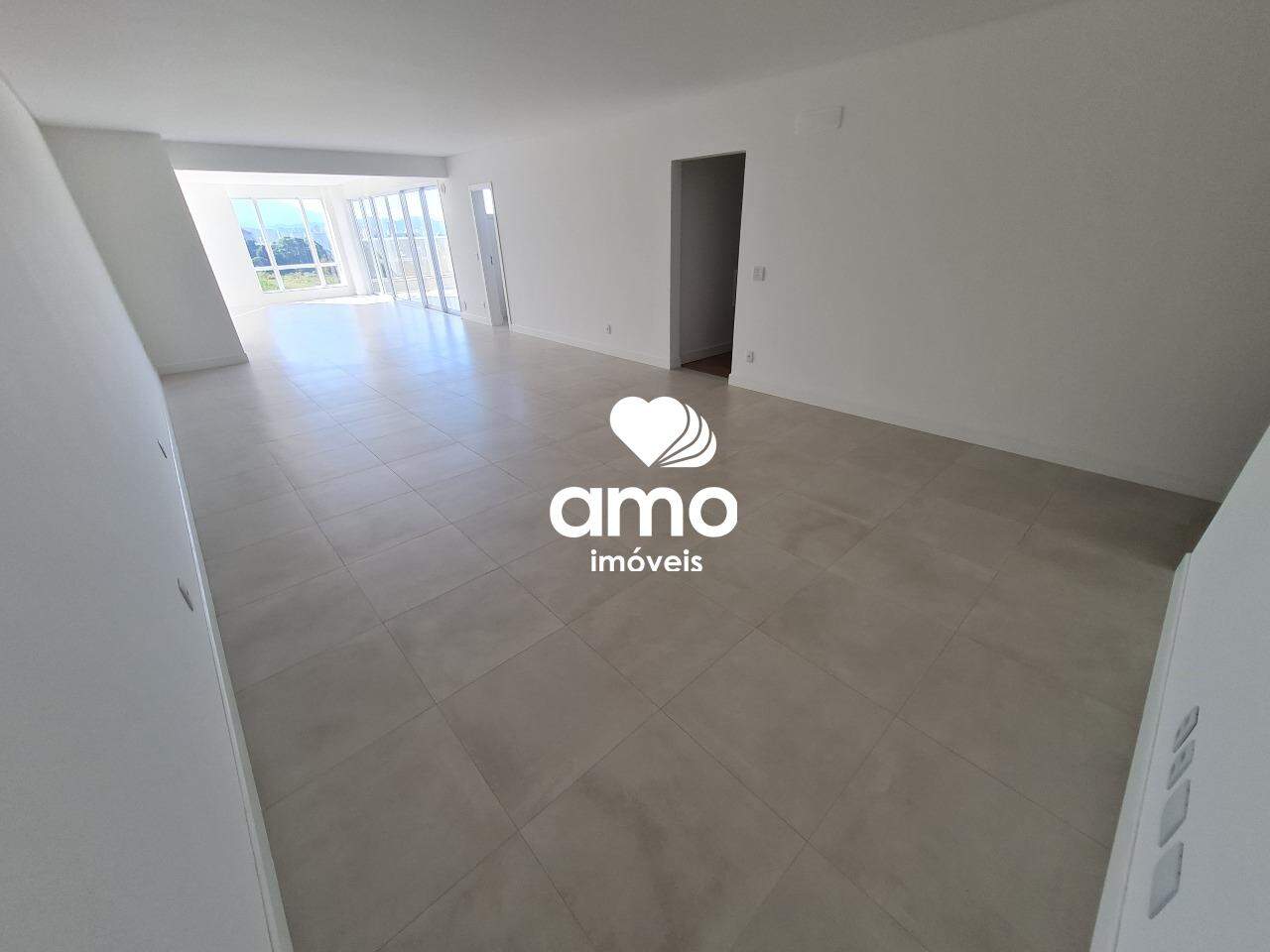 Apartamento de 242m² no bairro Souza Cruz, em Brusque | Eu Corretor