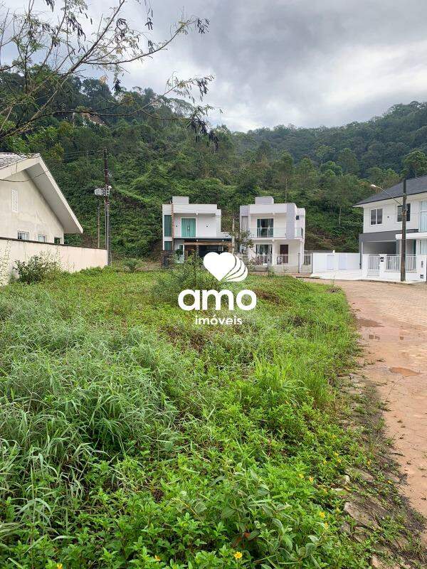 Lote/Terreno de 303m² no bairro São Pedro, em Brusque | Eu Corretor