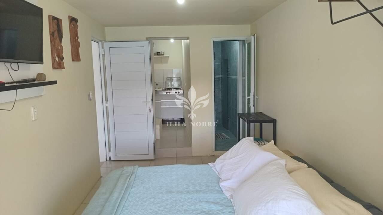 Apartamento para aluguel no Pântano do Sul: 
