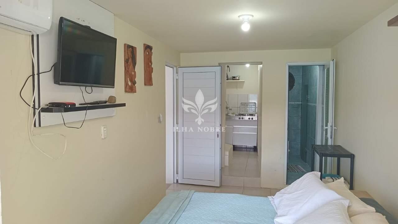 Apartamento para aluguel no Pântano do Sul: 