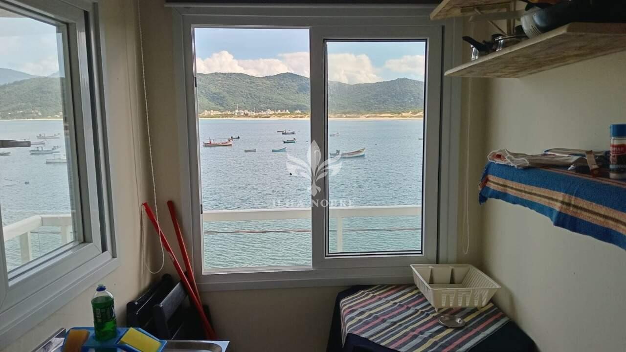 Apartamento para aluguel no Pântano do Sul: 
