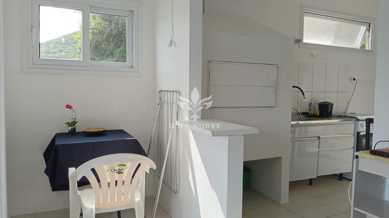 Apartamento para aluguel no Pântano do Sul: 