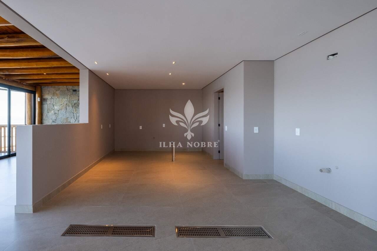 Casa comercial para aluguel no Ribeirão da Ilha: 