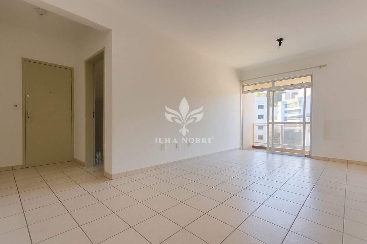 Apartamento para aluguel no Carvoeira: 