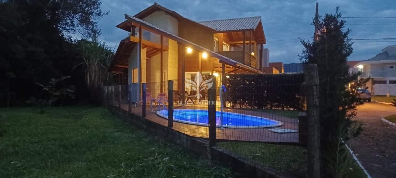Casa em Condomínio à venda no Vargem Grande: 