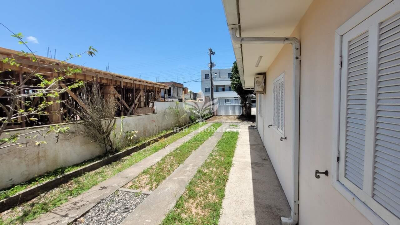 Casa à venda no Campeche: 