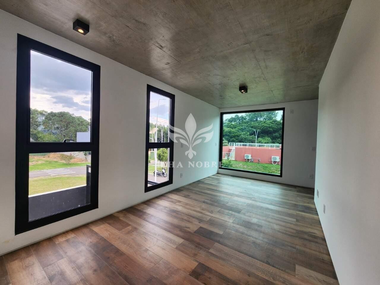 Casa em Condomínio à venda no São João do Rio Vermelho: 