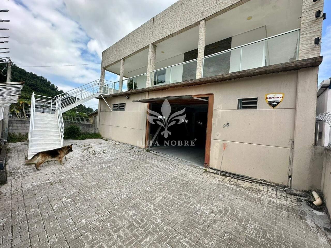 Casa à venda no Costeira do Pirajubaé: 