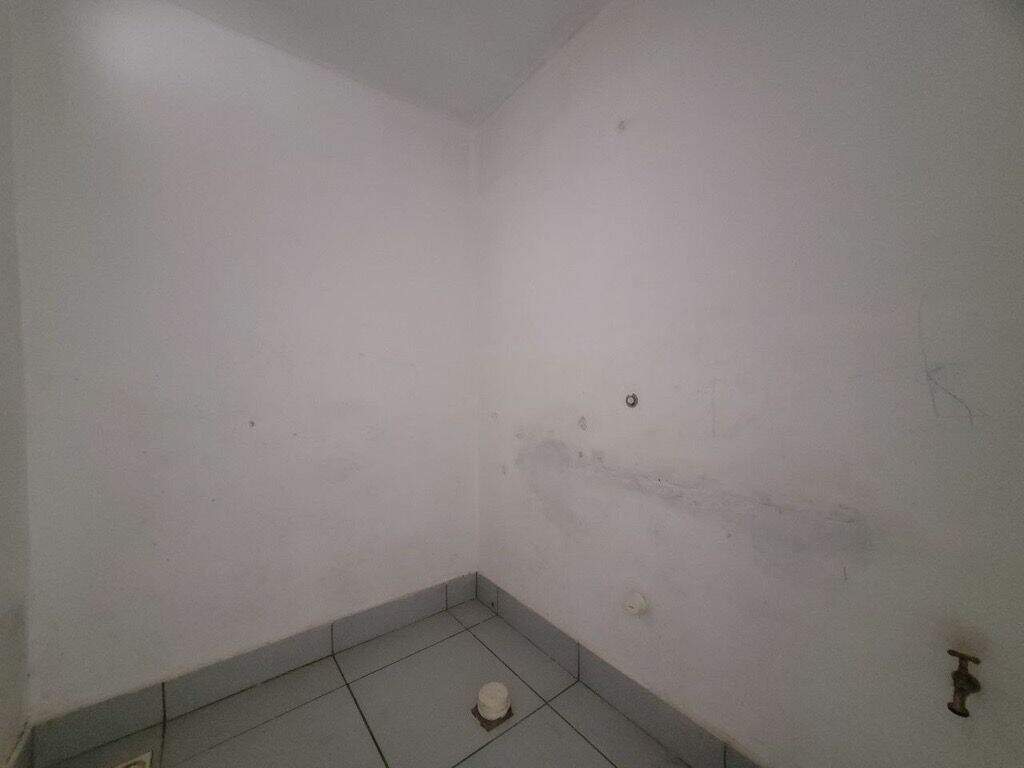 Salão para aluguel no Jardim Guanabara: 