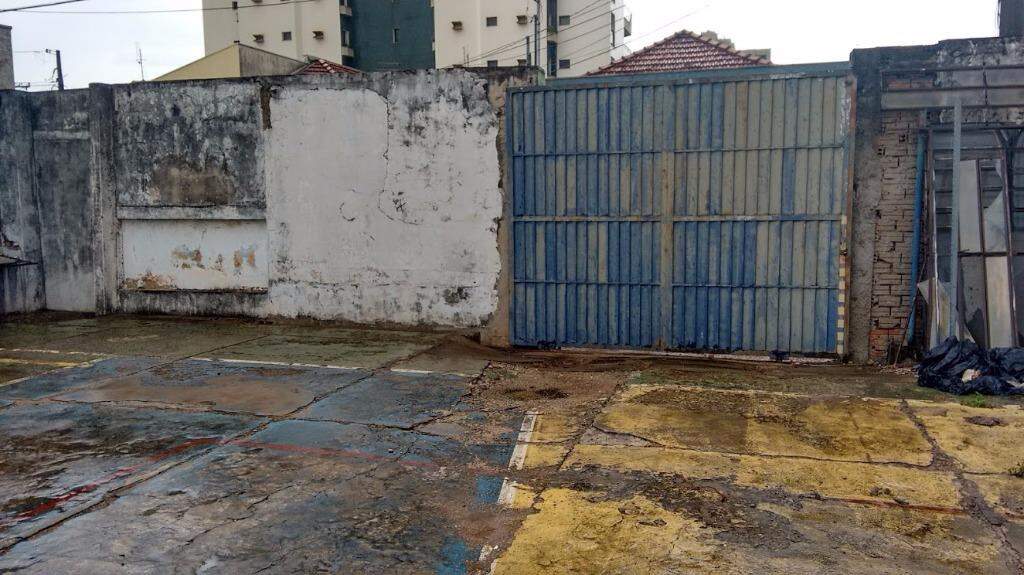 Terreno à venda no Jardim Donângela: 