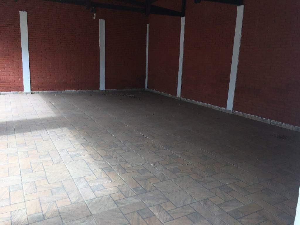 Casa à venda no Santana: Garagem dos fundos