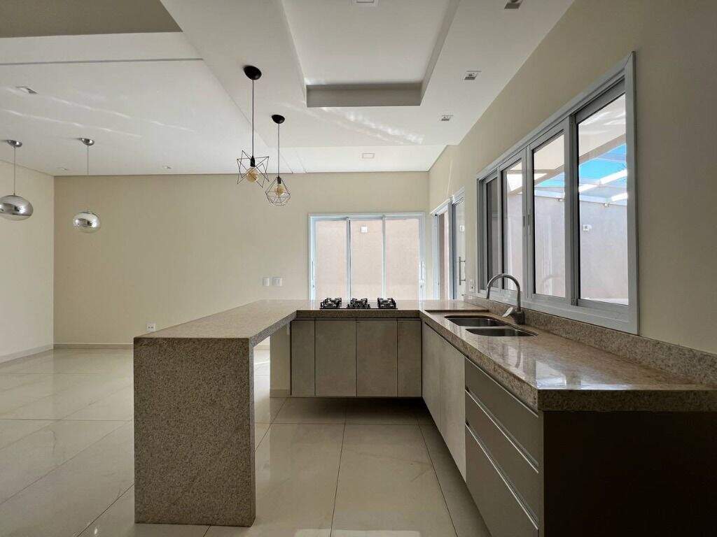 Casa à venda no Cidade Jardim: Cozinha