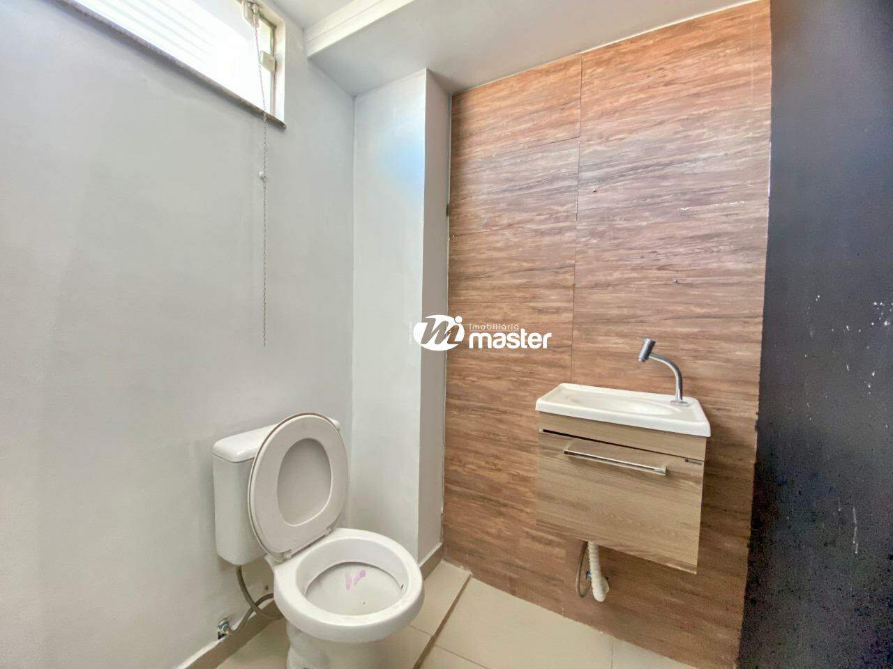 Sala para aluguel no Centro: 