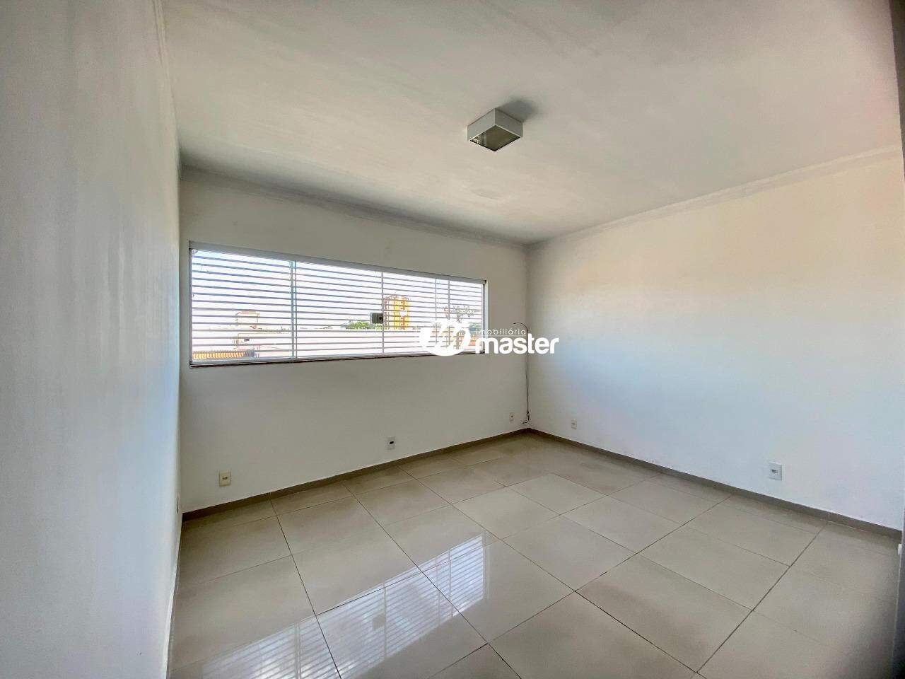 Sala para aluguel no Centro: 
