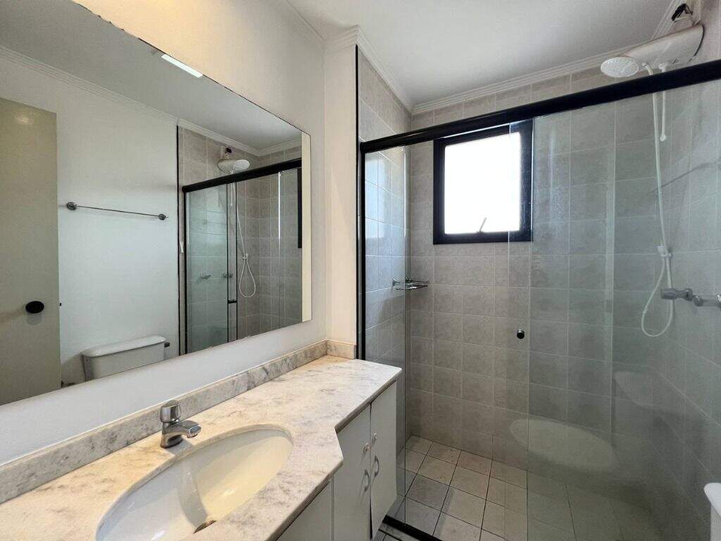 Apartamento à venda no Vila Santo Antônio: Banheiro social